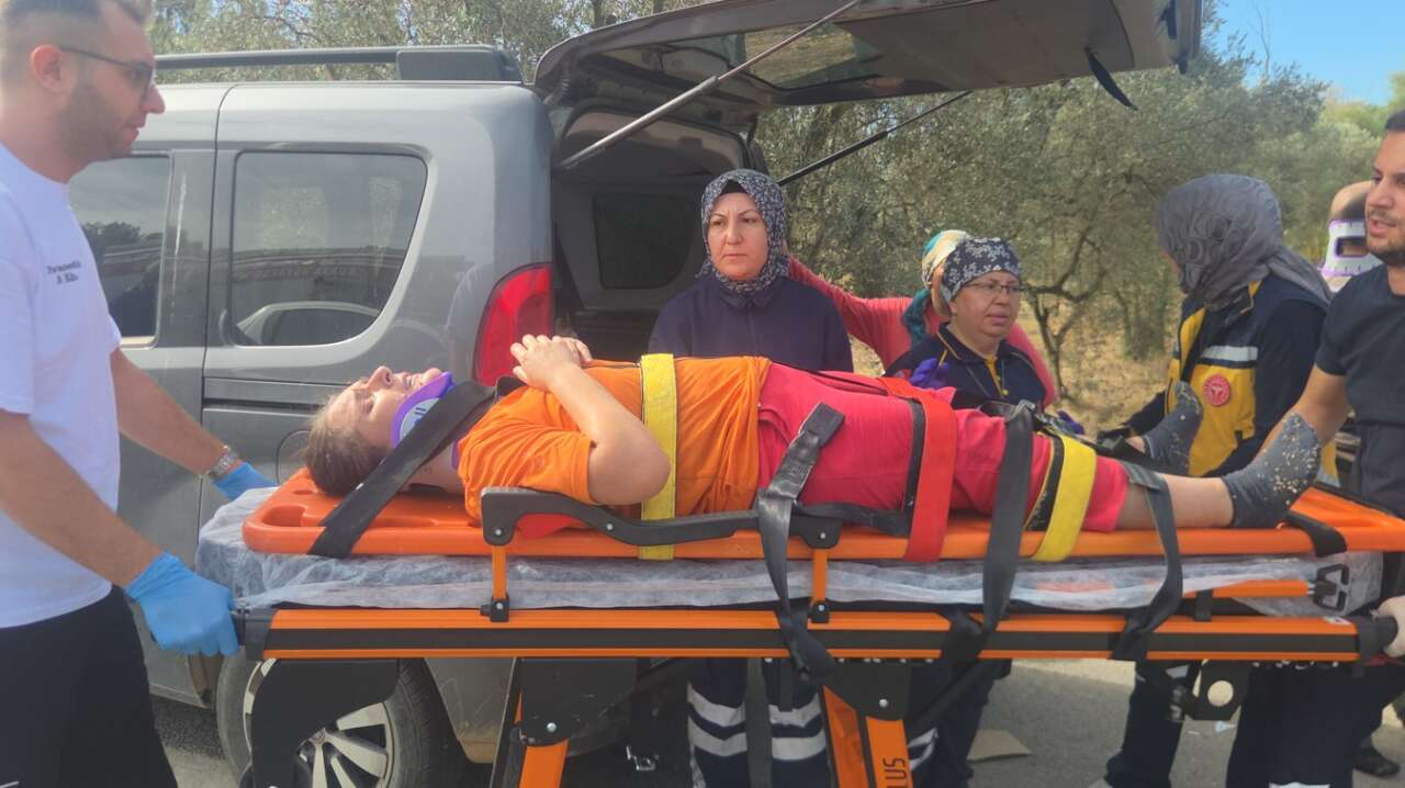 Ağaca çarpan otomobil alev aldı! Abdullah Akşit yanarak can verdi 11
